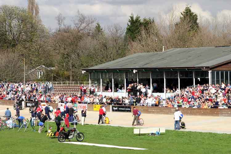 Herne Hill Good Friday track cycling general