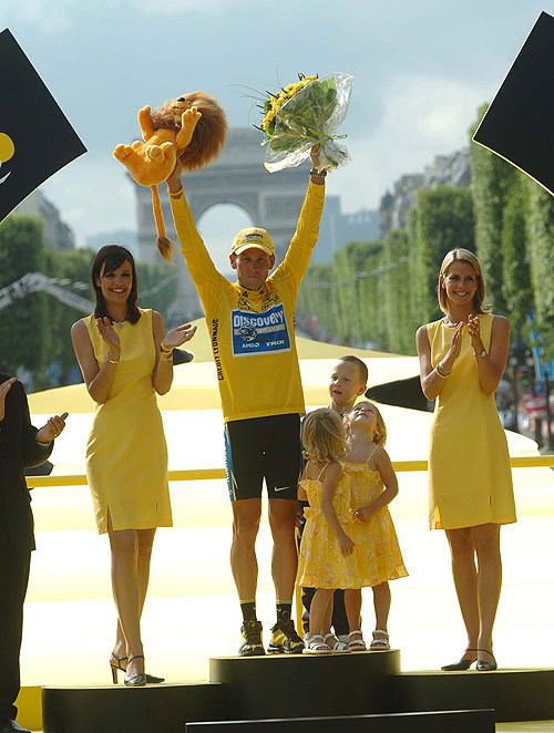 Tour de France 2005 Lance Armstrong podium Tour de France 2005 Lance Armstrong podium