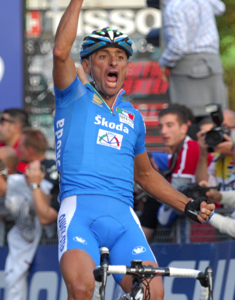 Paolo Bettini wins stuttgart world championships 2008 Paolo Bettini wins stuttgart world championships 2008