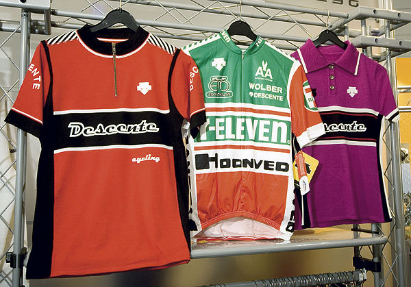 Descente clothing Descente clothing