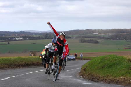 Alex Dowsett wins 1