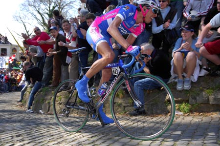 Alessandro Ballan on Muur 1