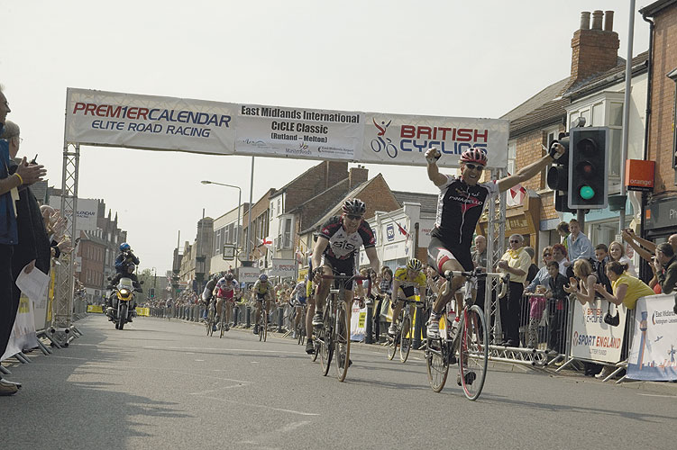 Malcolm Elliott wins