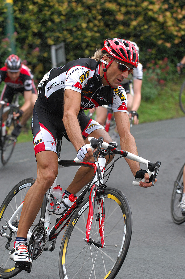 Malcolm Elliott descends