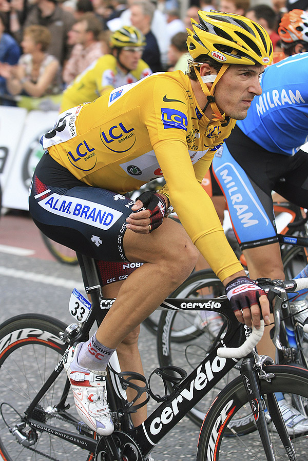 Fabian Cancellara with injured arm