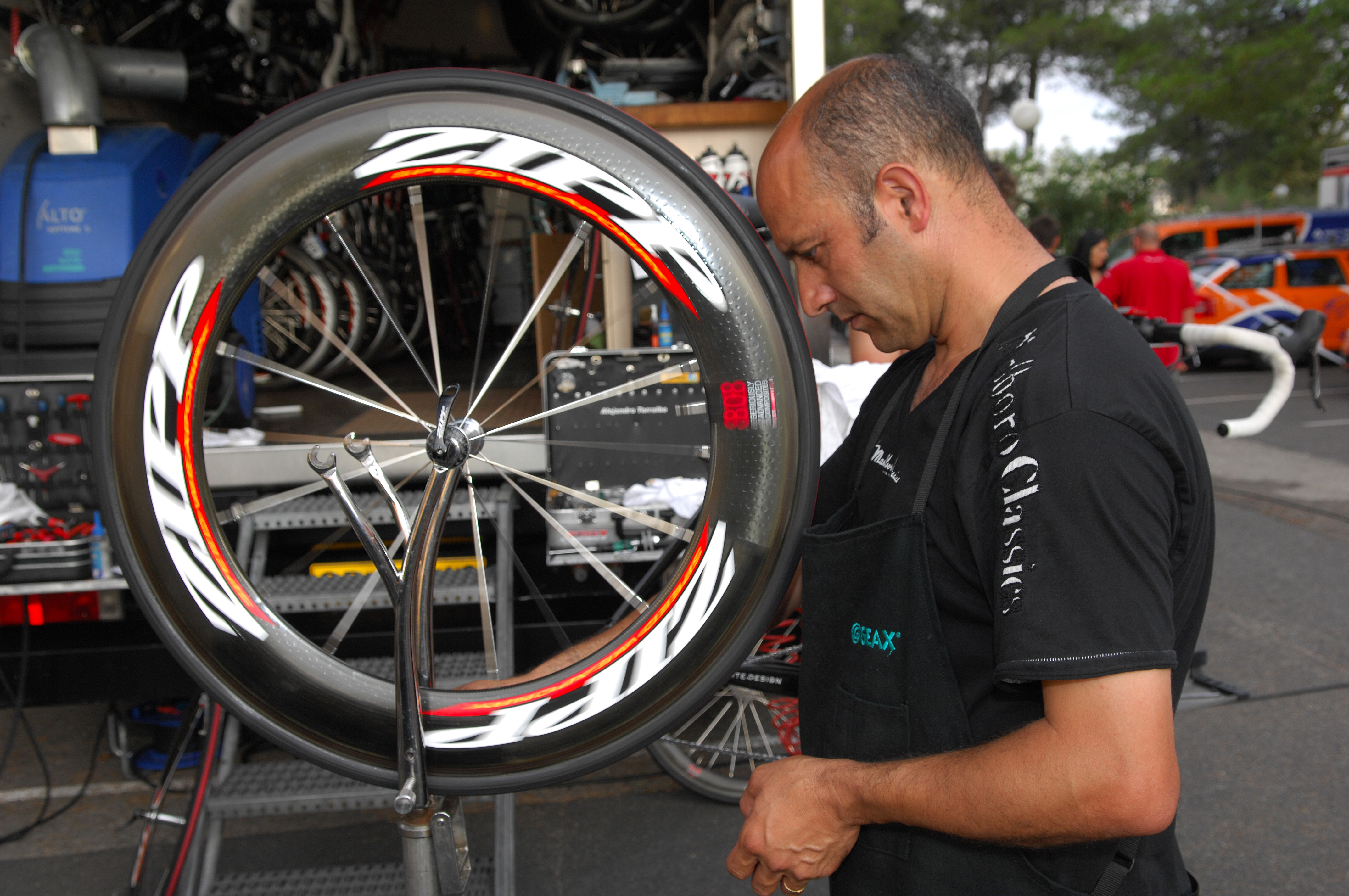 Wheel true before race