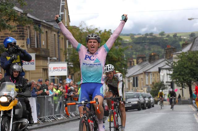 Gordon McCauley wins