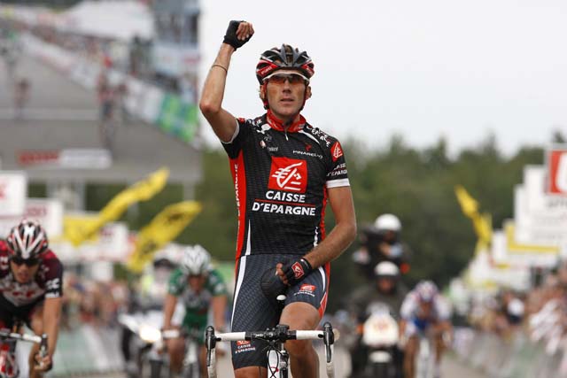 Pablo Lastras wins the stage