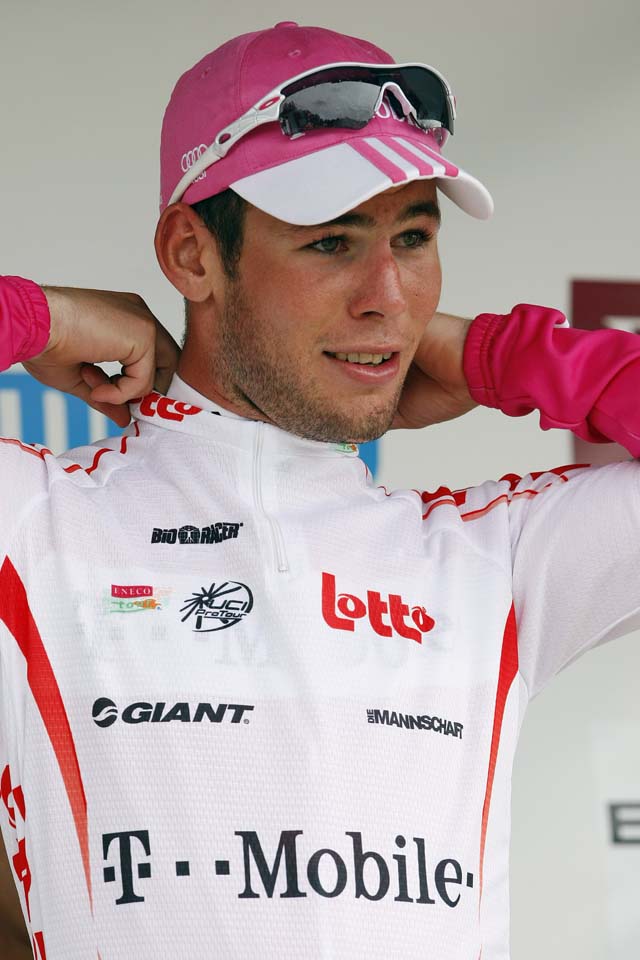 Mark Cavendish leads points competition