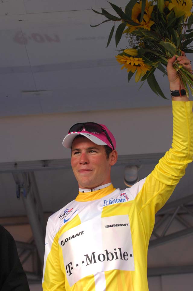 Mark Cavendish wears race leader's jersey