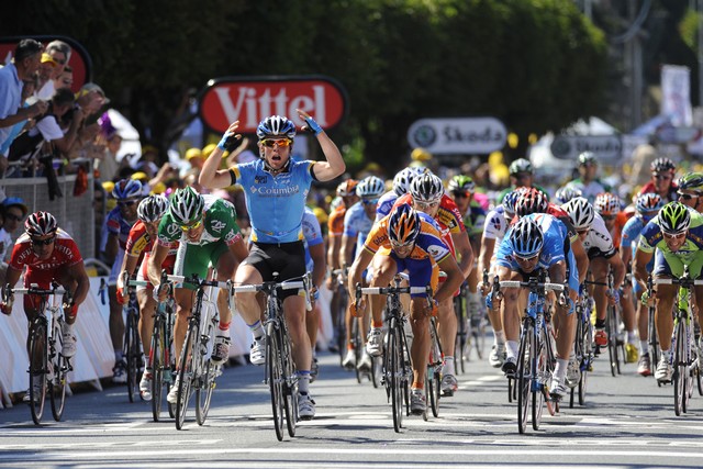 Mark Cavendish wins Mark Cavendish wins