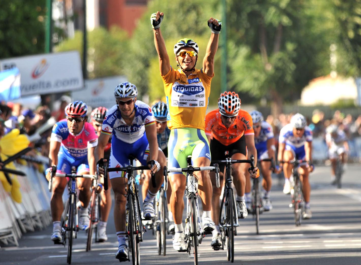 Daniele Bennati wins stage four Daniele Bennati wins stage four