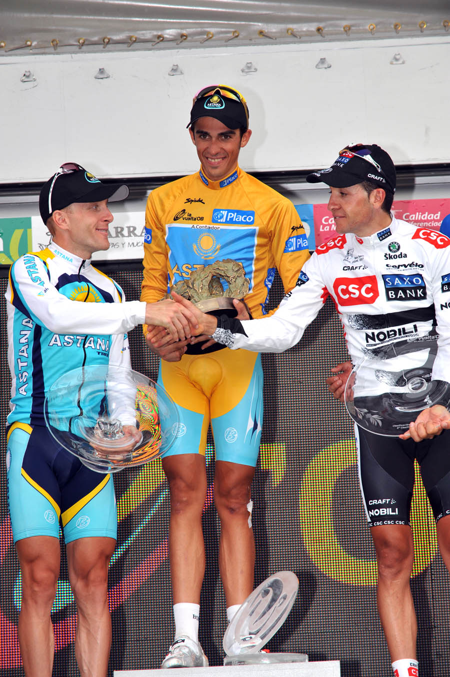 Alberto Contador wins Alberto Contador wins