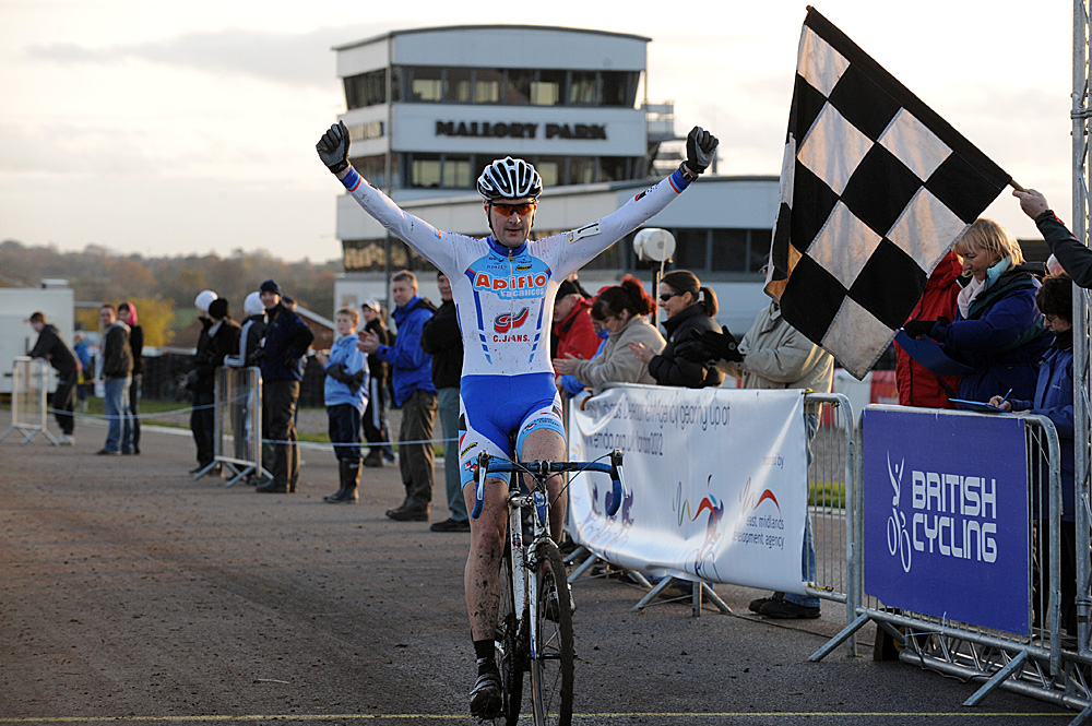 Nicolas Bazin wins Nicolas Bazin wins
