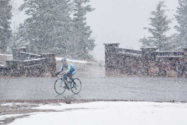 Levi Leipheimer training in Utah, 2009 Levi Leipheimer training in Utah, 2009