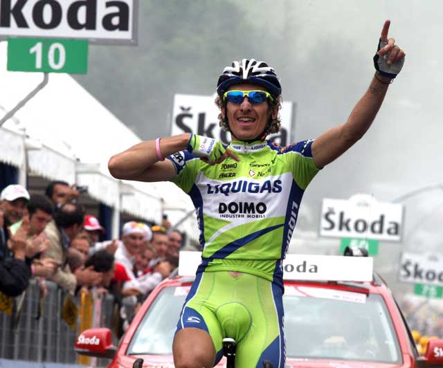 Franco Pellizotti wins Franco Pellizotti wins