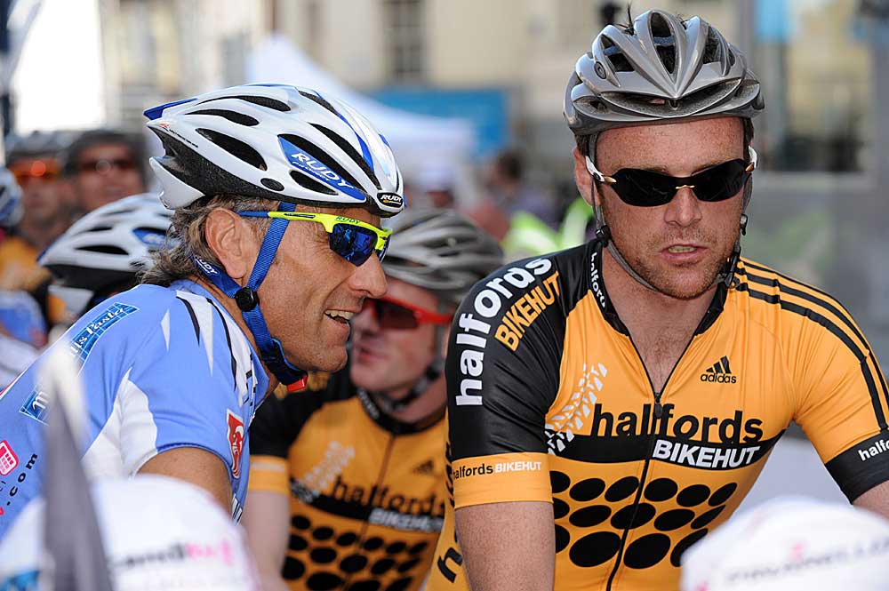 stoke on trent, tour series, criterium, british cycling, cycling racing, halfords, canditv, halfords, downing, hayles, elliott, wilkinson, tennant