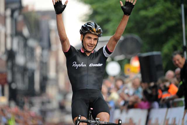 Tour-Series-Chester-42.jpg Darren Lapthorne, Tour Series 2009, round 9, Chester