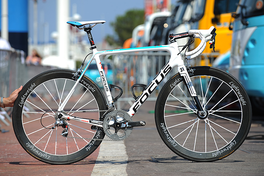Focus Izalco 1.jpg Focus Izalco side on