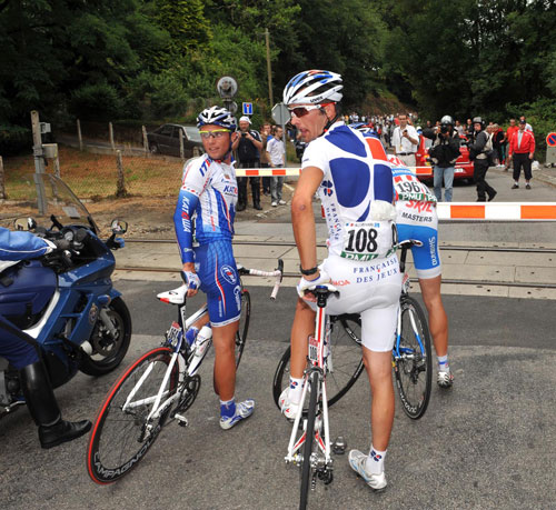 Escape stopped by a train, Tour de France 2009, stage 10