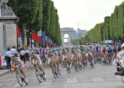 COLUMBIA-IN-PARIS_tdf09_st21.jpg Columbia, Tour de France 2009, stage 21