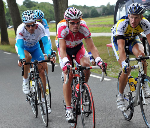 Martinez, Westra, Garcia, Esca break Vuelta a Espana 2009, stage 2