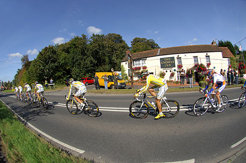 Columbia chase near Bridgewater, Tour of Britain 2009, stage six