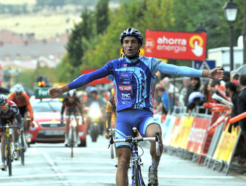 Juan Jose Cobo wins, Vuelta a Espana 2009, stage 19