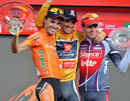 vuelta09-st21-PODIUM-crop.jpg Final podium, sanchez, valverd, evans, Vuelta a Espana 2009