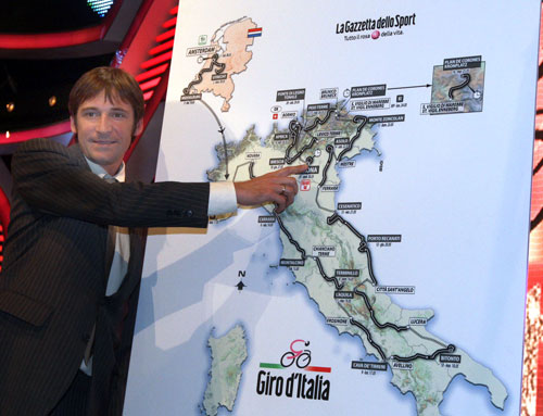 Denis Menchov at the 2010 Grio d'Italia presentaion Denis Menchov at the 2010 Grio d'Italia presentaion