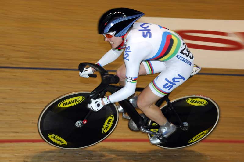 Victoria Pendleton team Sky+HD sprinting 2009 Manchester world cup.jpg track world cup, manchester world cup, track racing, uci, manchester velodrome, chris hoy, victoria pendleton, team gb, team sky+hd, geraint thomas, individual pursuit, women's sprint