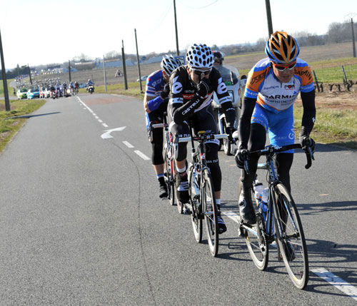 Tom Danielson gets dropped, Paris-Nice 2010, stage one