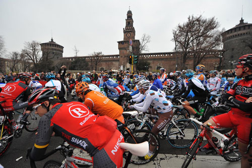 Start line, Milan-San Remo 2010 Start line, Milan-San Remo 2010