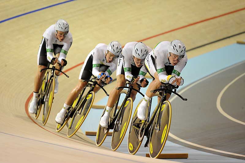 Australia team pursuit world champions gold medal winners 2010 world track championships Copenhagen.jpg australia team prursuit, team pursuit, aussie, world champions, track worlds, track champs