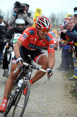 Fabian Cancellara wins Paris-Roubaix 2010 Fabian Cancellara wins Paris-Roubaix 2010
