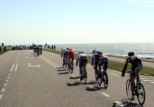 Windy conditions, Giro d'Italia 2010, stage 3