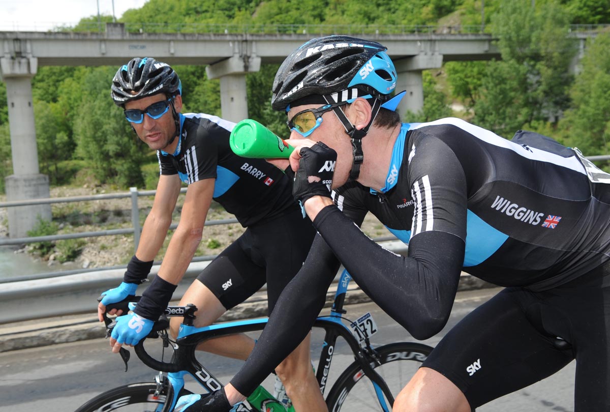 Bradley Wiggins and Michael Barry, Giro d"italia 2010, stage 6