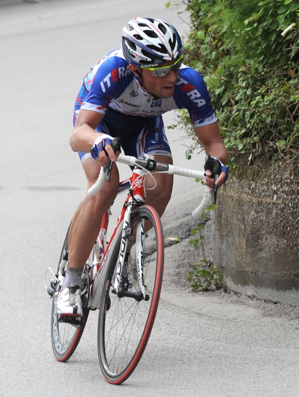 Mikhail Ignatiev attack, Giro d'Italia 2010, stage nine