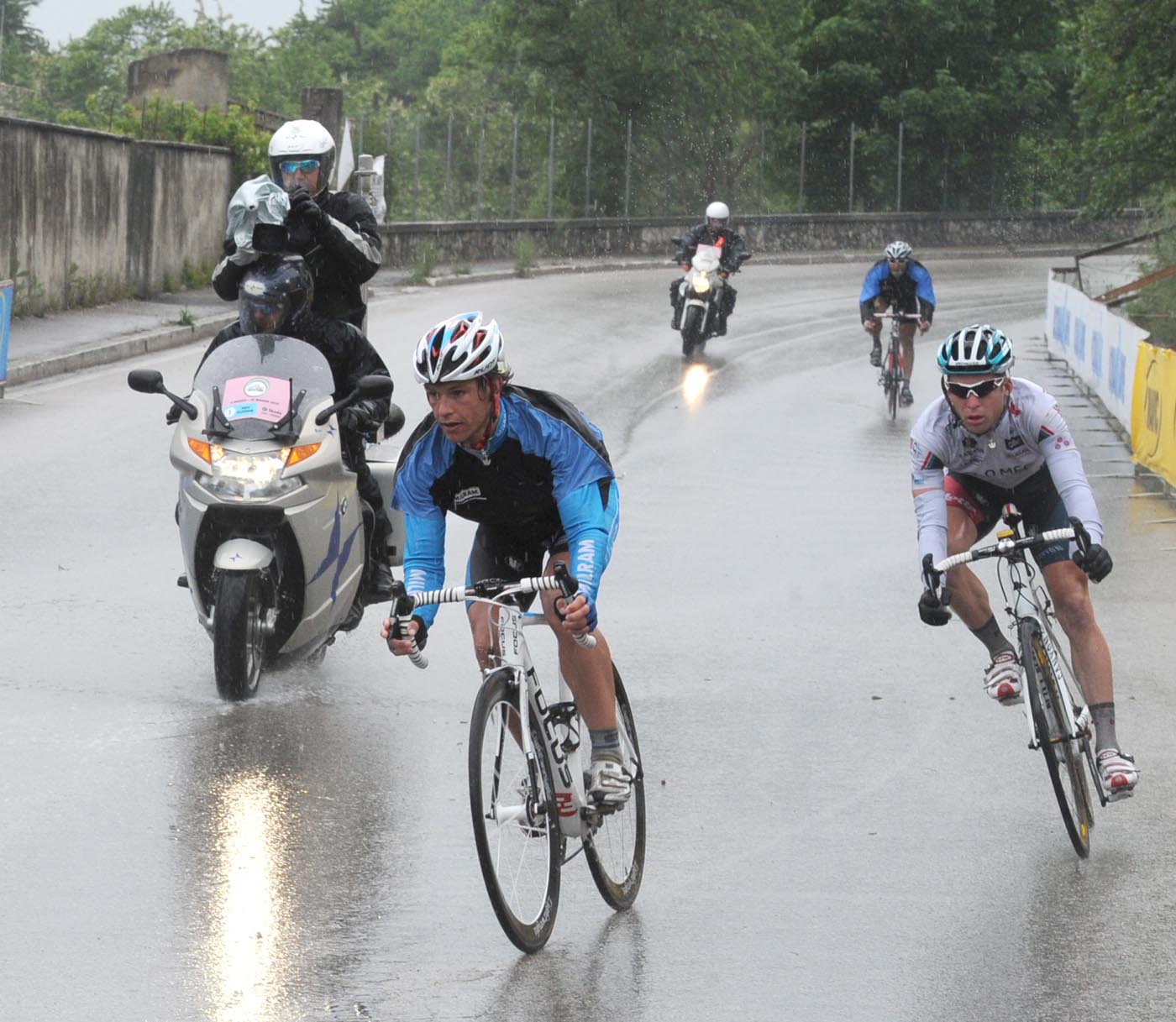 Linus Gerdemann and Jan Bakelandts, Giro d'Italia 2010, stage 11