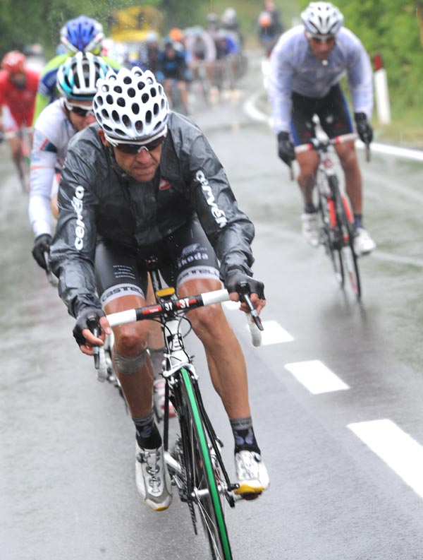 Carlos Sastre attacks, Giro d'Italia 2010, stage 11 Carlos Sastre attacks, Giro d'Italia 2010, stage 11