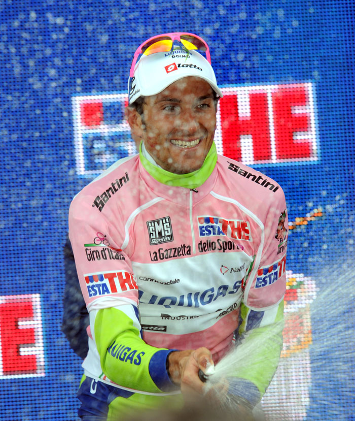 Ivan Basso leads, Giro d'Italia 2010, stage 19