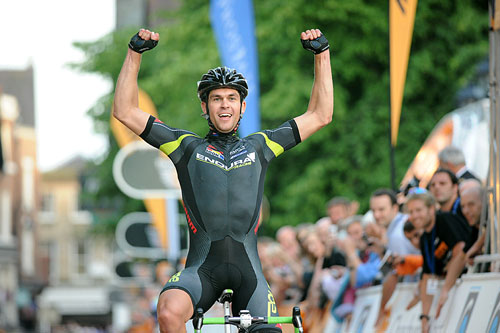 Jack Bauer solos to win, Tour Series 2010, round 9, Chester Jack Bauer solos to win, Tour Series 2010, round 9, Chester