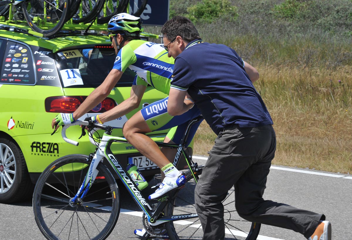 Ivan Basso in trouble, Tour de France 2010 stage one
