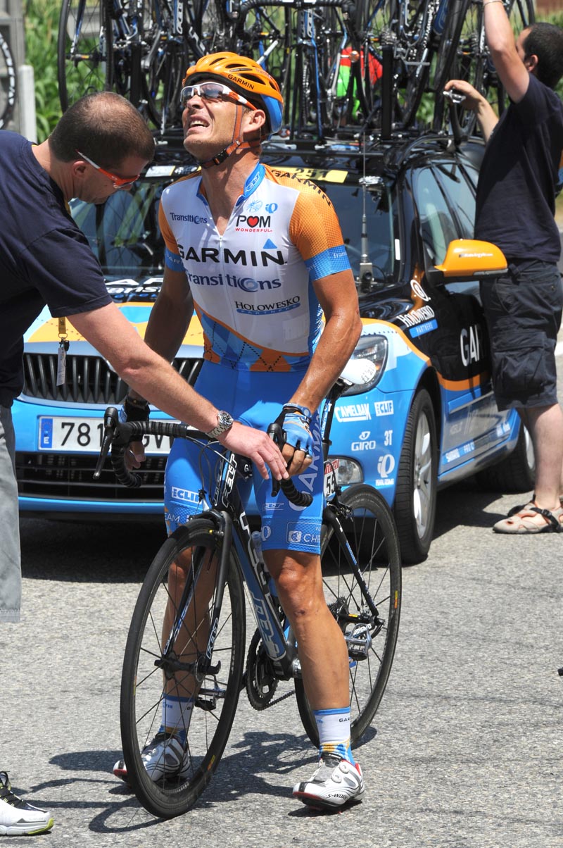 Robbie Hunter crashes, Tour de France 2010, stage 10