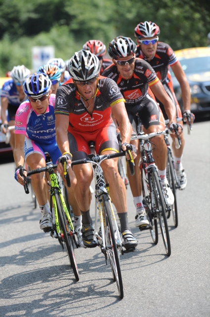 Lance Armstrong heads break, Tour de France 2010, stage 16