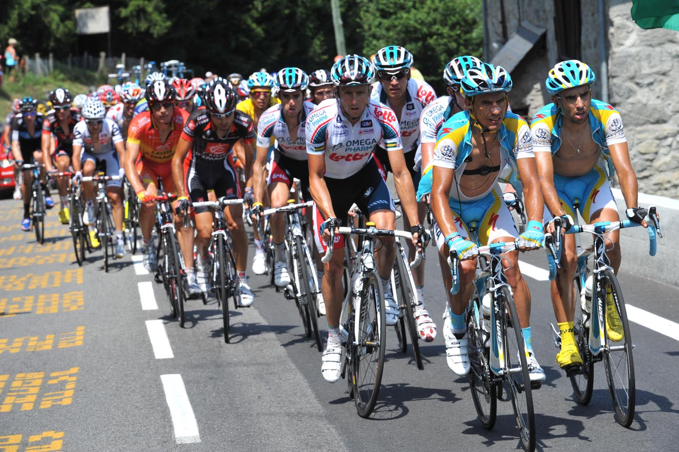 Astana chase, Tour de France 2010, stage 16