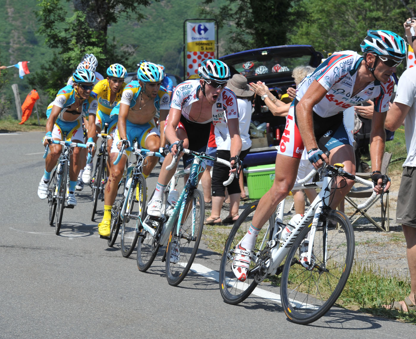 Omega Pharma-Lotto chase, Tour de France 2010, stage 16