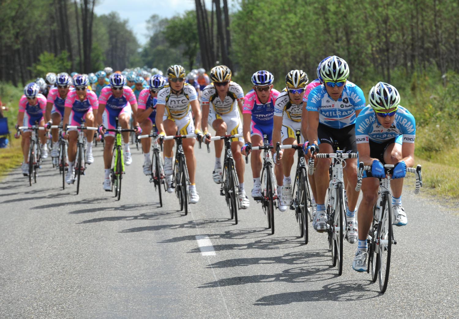 Milram at the front of the bunch, Tour de France 2010, stage 18