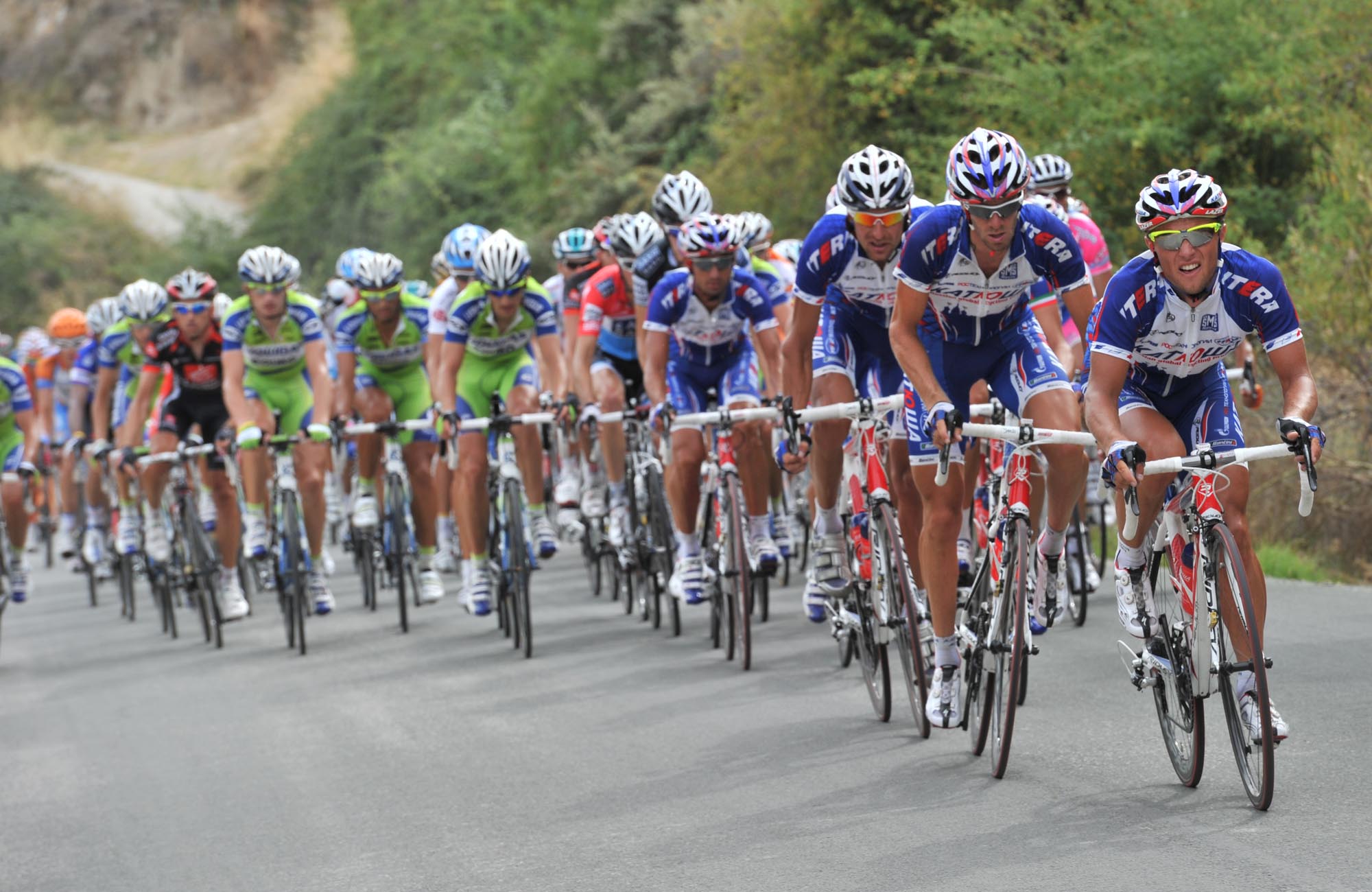 Katusha chase, Vuelta a Espana 2010, stage four