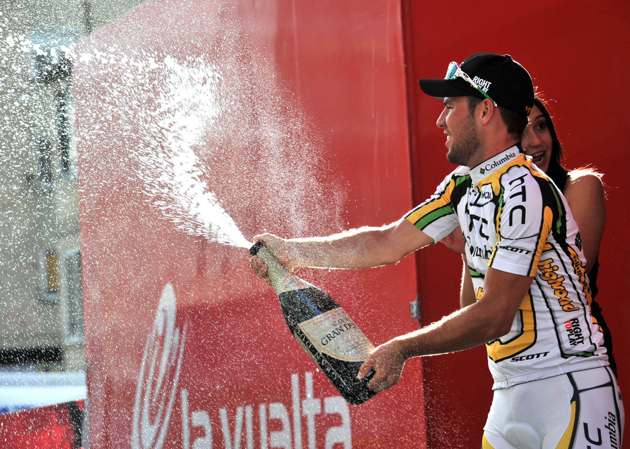 Mark Cavendish wins Vuelta a Espana 2010 stage 13 Mark Cavendish wins Vuelta a Espana 2010 stage 13